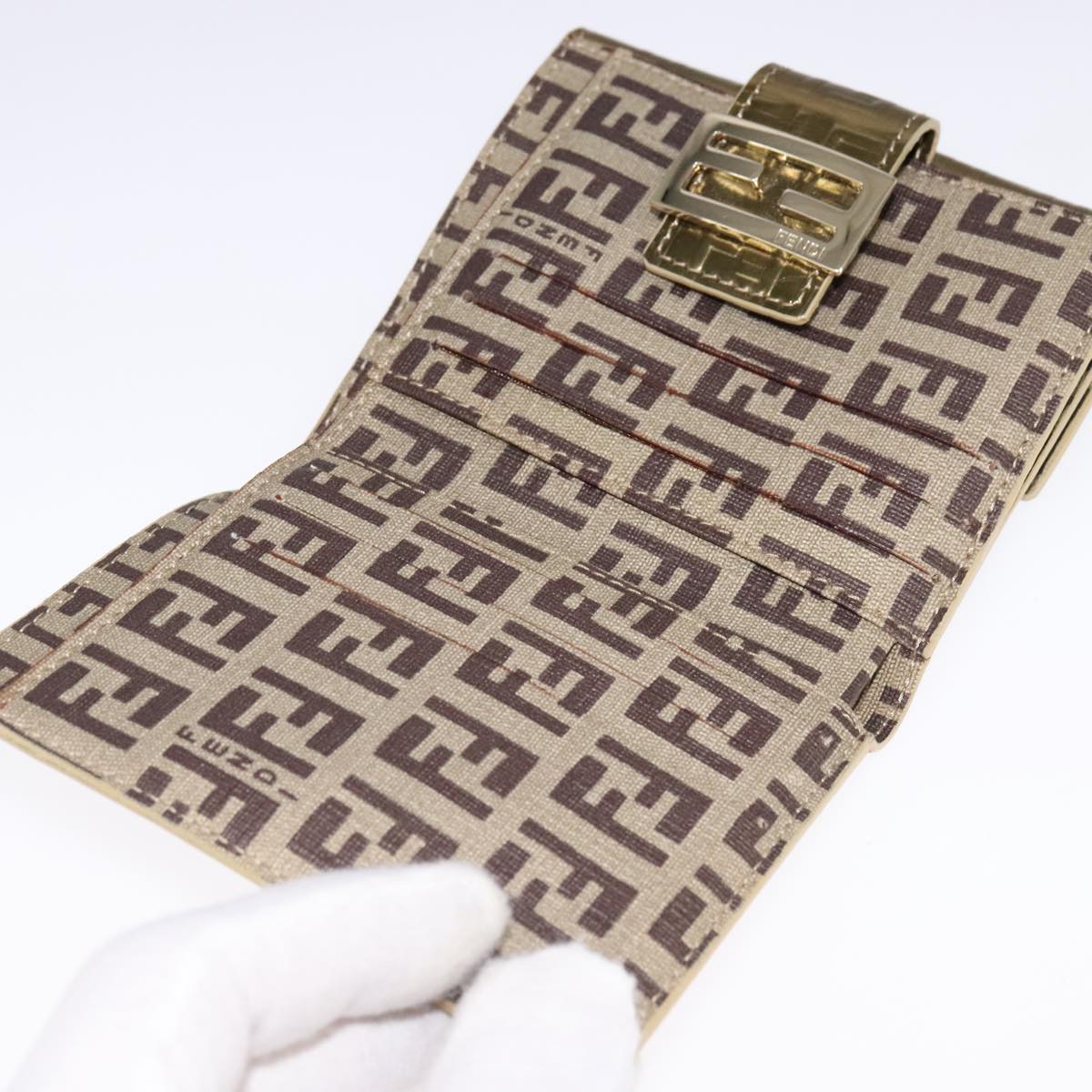 FENDI Zucchino Canvas Wallet Patent leather Gold 108922