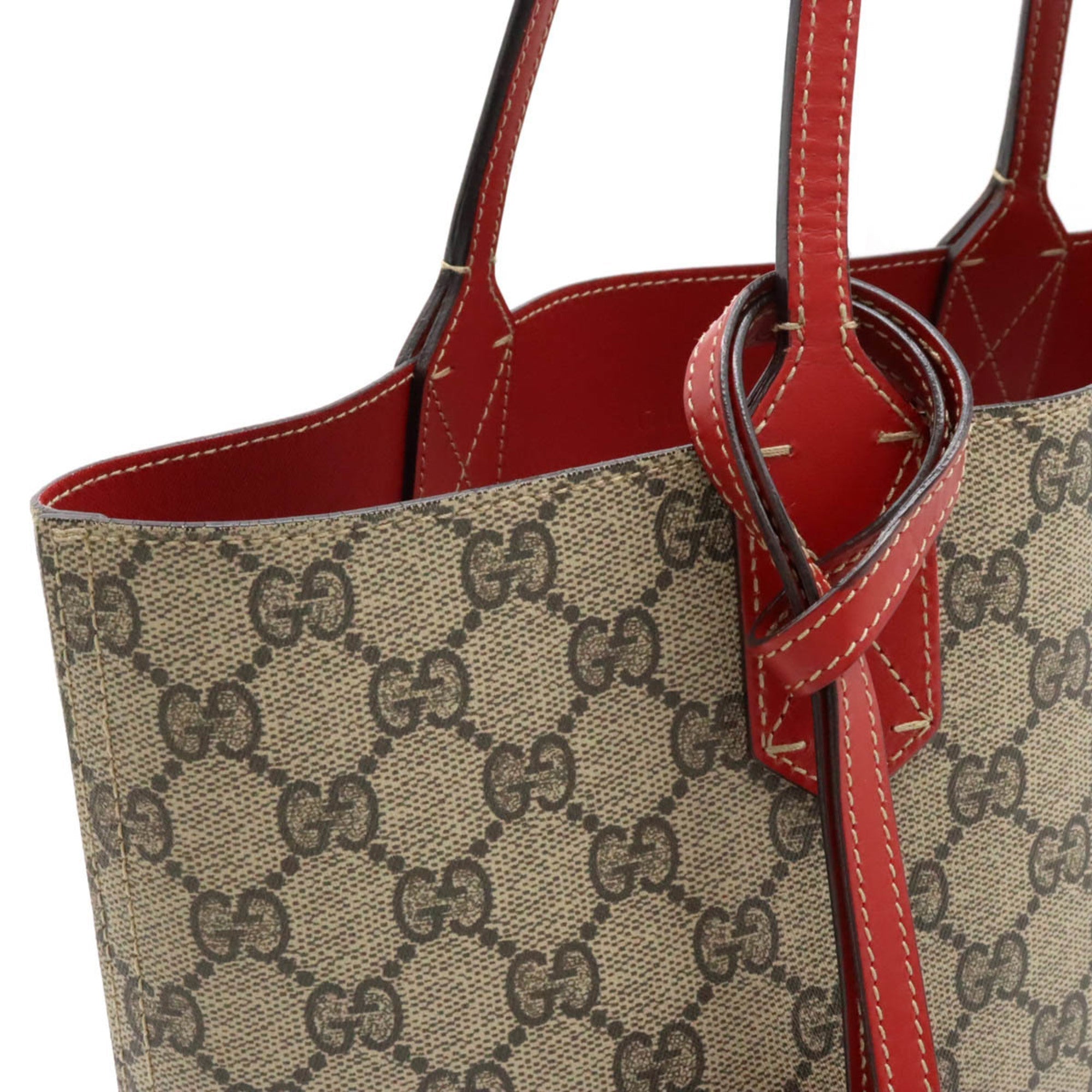 Gucci Supreme GG