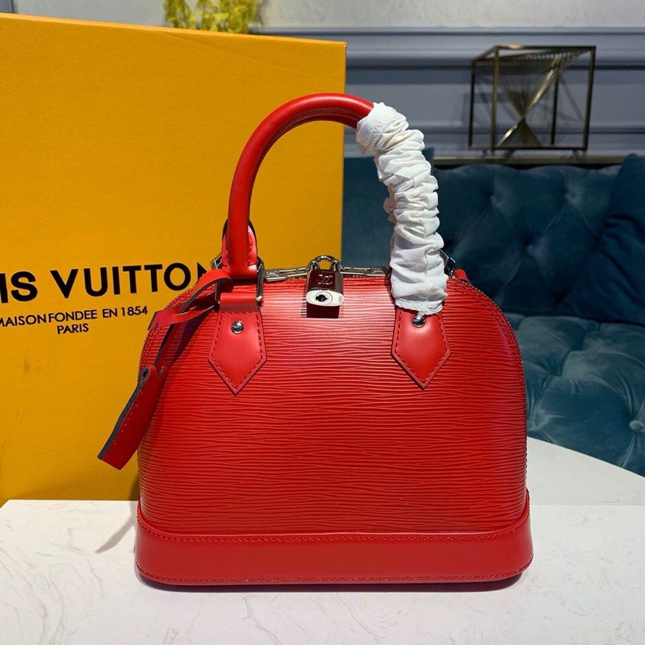 LV Alma GLAMI Epi Coquelicot Red For Women, WomenÃ¢â‚¬â„¢s Handbags, Shoulder And Crossbody Bags 9.2in/23.5cm LV M41160