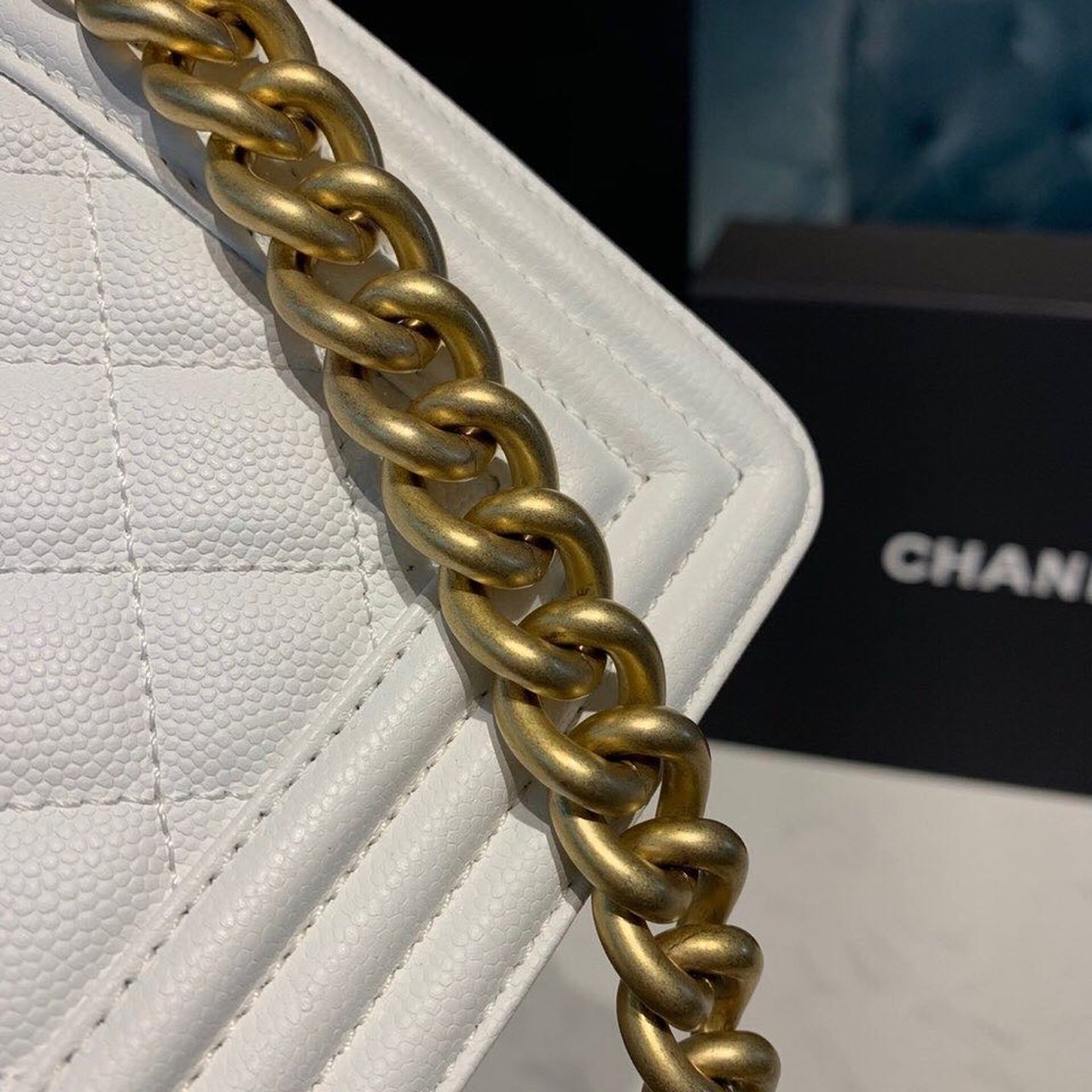 CHLSmall Boy Handbag White For Women Bags, Shoulder And Crossbody Bags 7.8in/20cm A67085