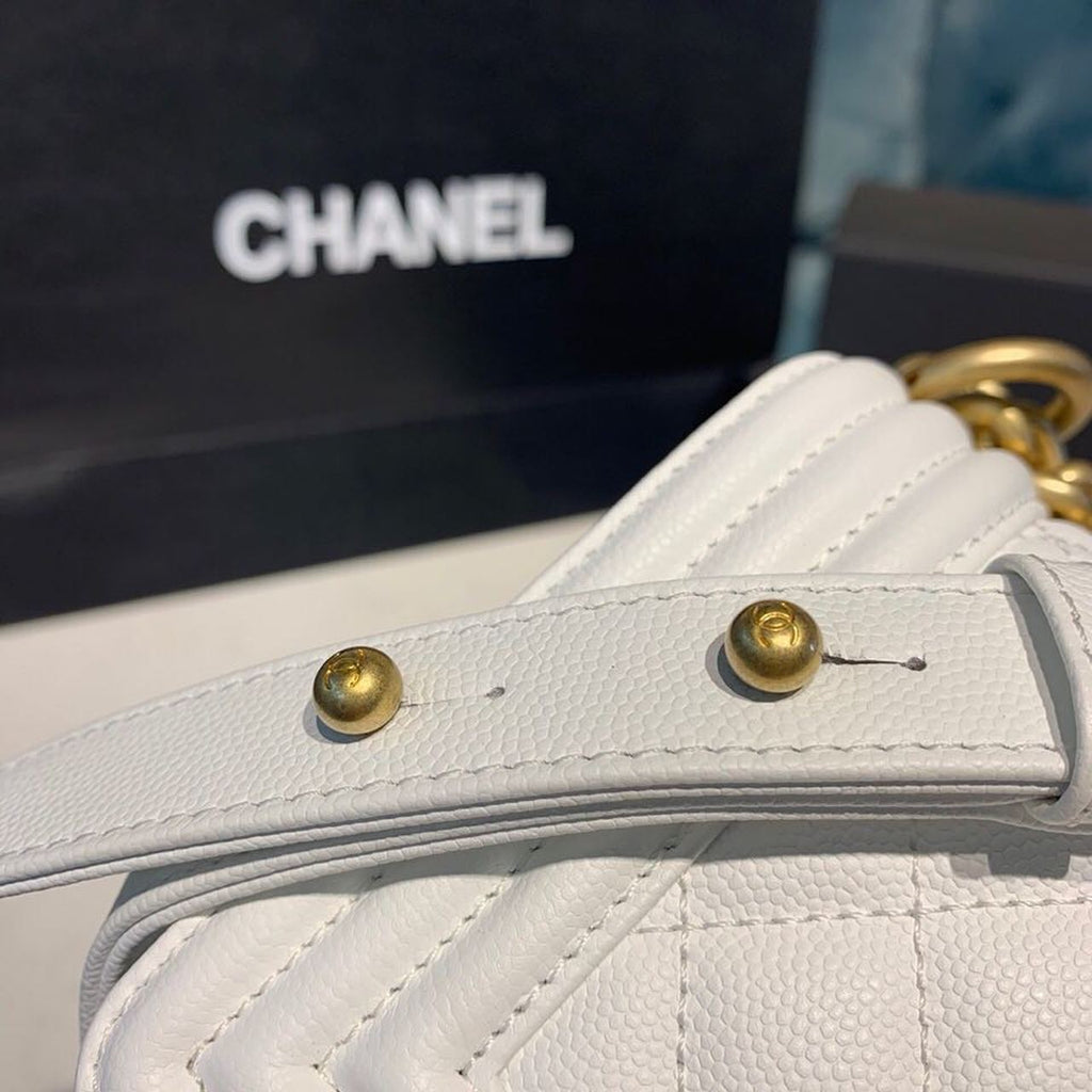 CHLSmall Boy Handbag White For Women, Women’s Bags, Shoulder And Crossbody Bags 7.8in/20cm A67085