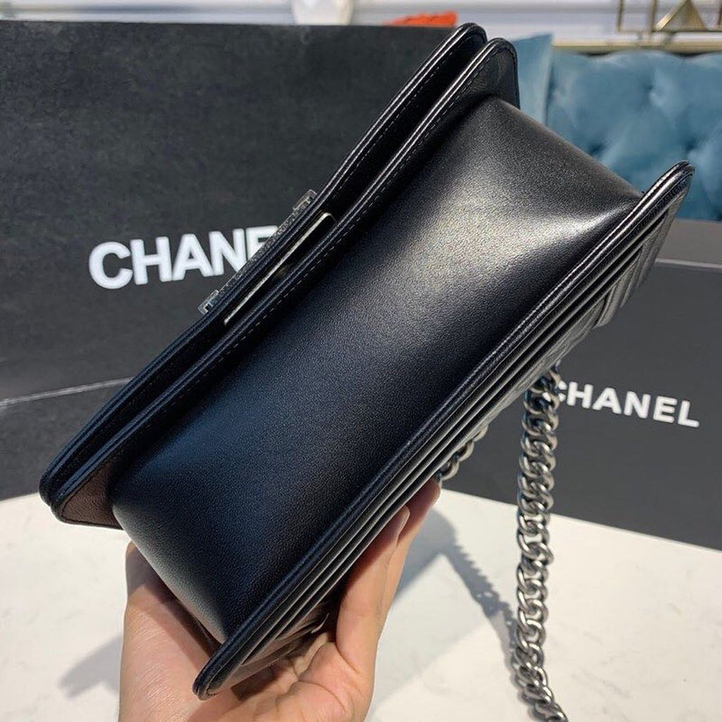 CHLSmall Boy Handbag Silver Hardware Black For Women Bags, Shoulder And Crossbody Bags 7.8in/20cm A67085