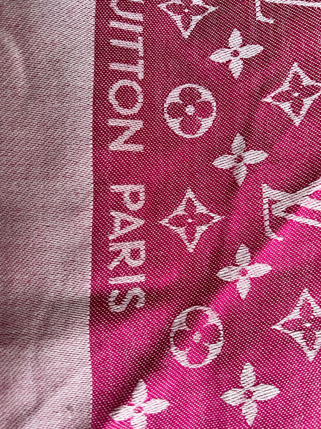 Louis Vuitton Pink Monogram Shawl (RRP £450)