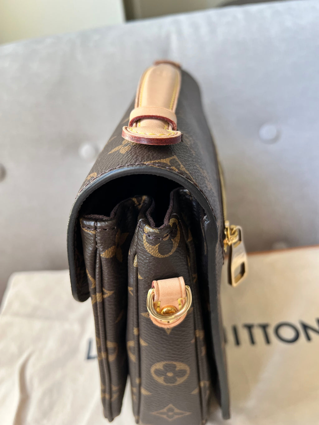Louis Vuitton Pochette Metis Monogram (RRP £1,970)