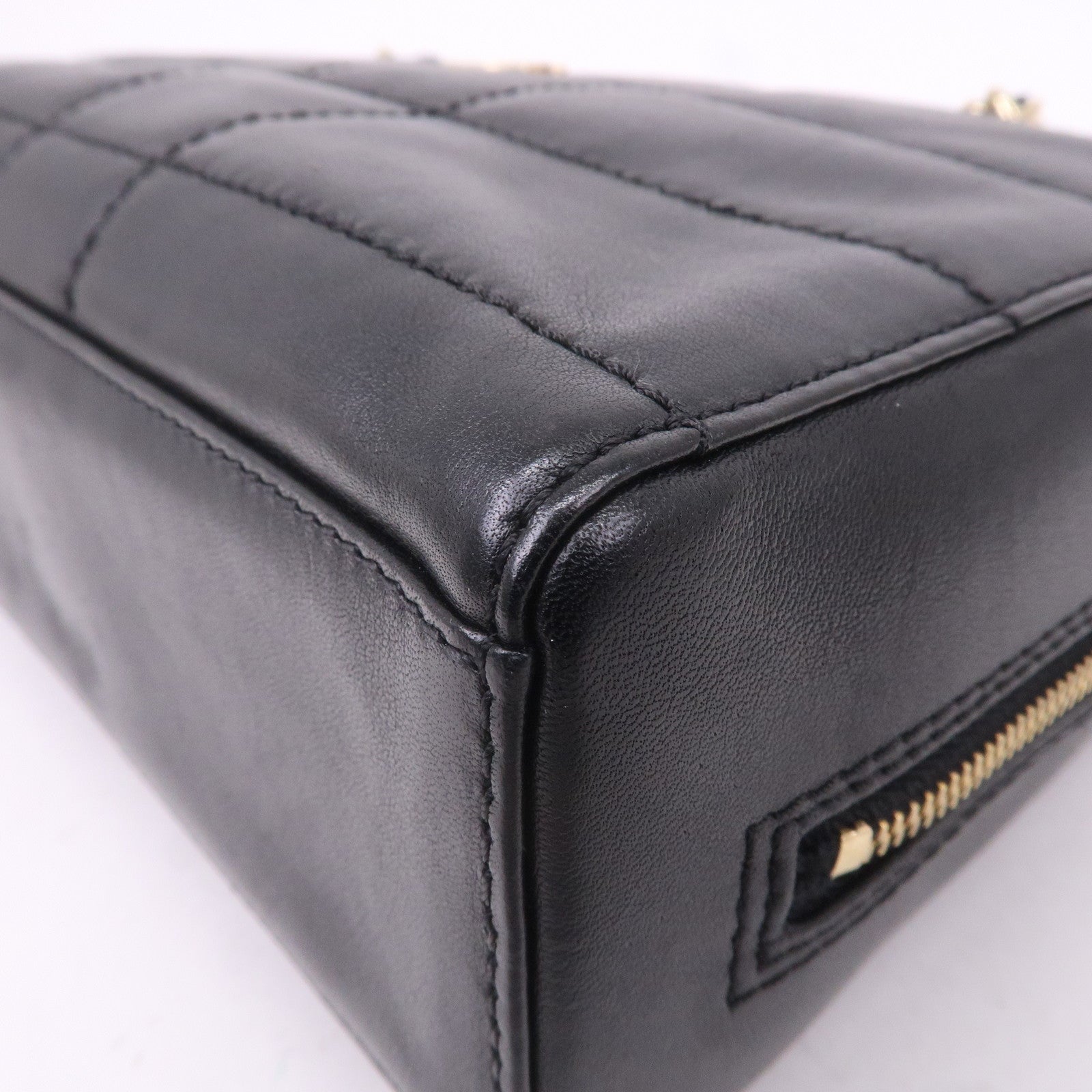 CHANEL Chocolate Bar Lamb Skin Chain Shoulder Bag Black