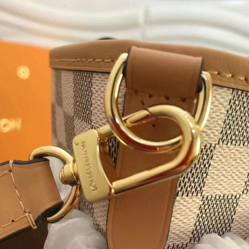 LOV2 Bags - Luxurious Bags  2446