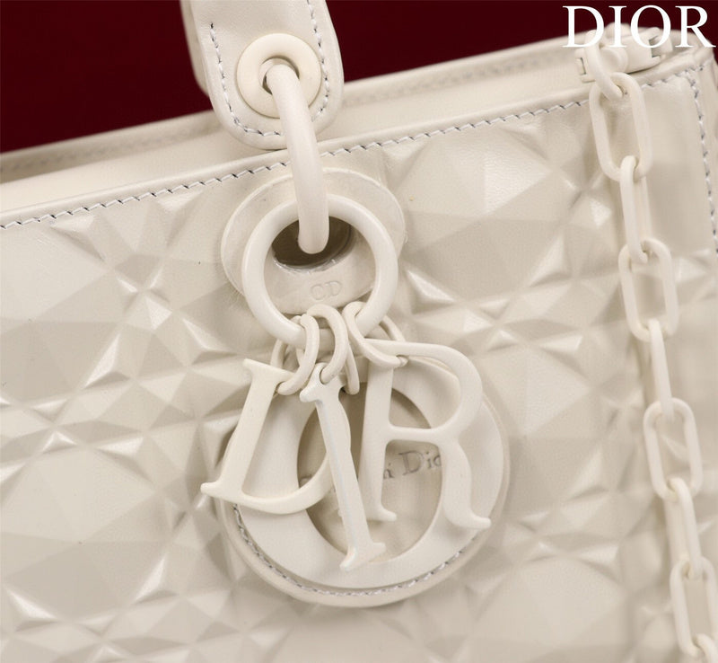ELE - Dir Bags - 1223