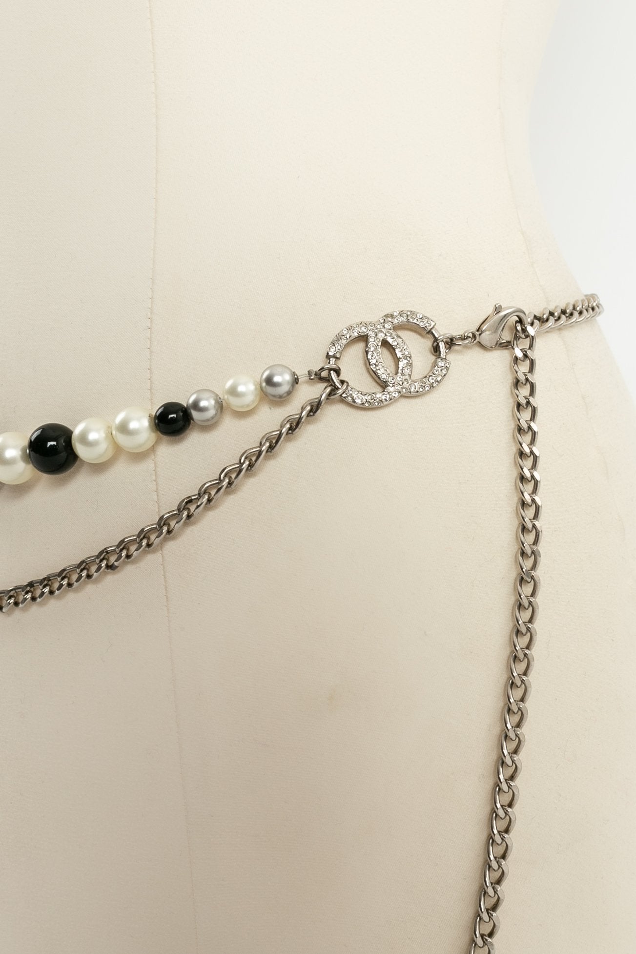 Ceinture argentÃƒÆ’Ã‚Â©e Chanel Printemps 2004