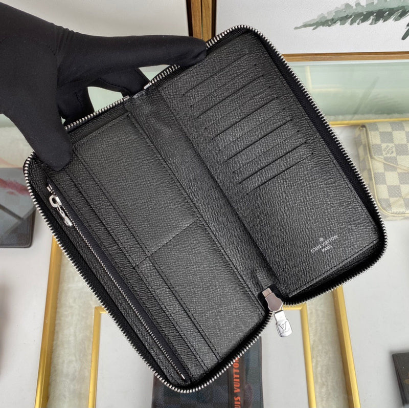 LOV2 Bags - Luxurious Bags  2408