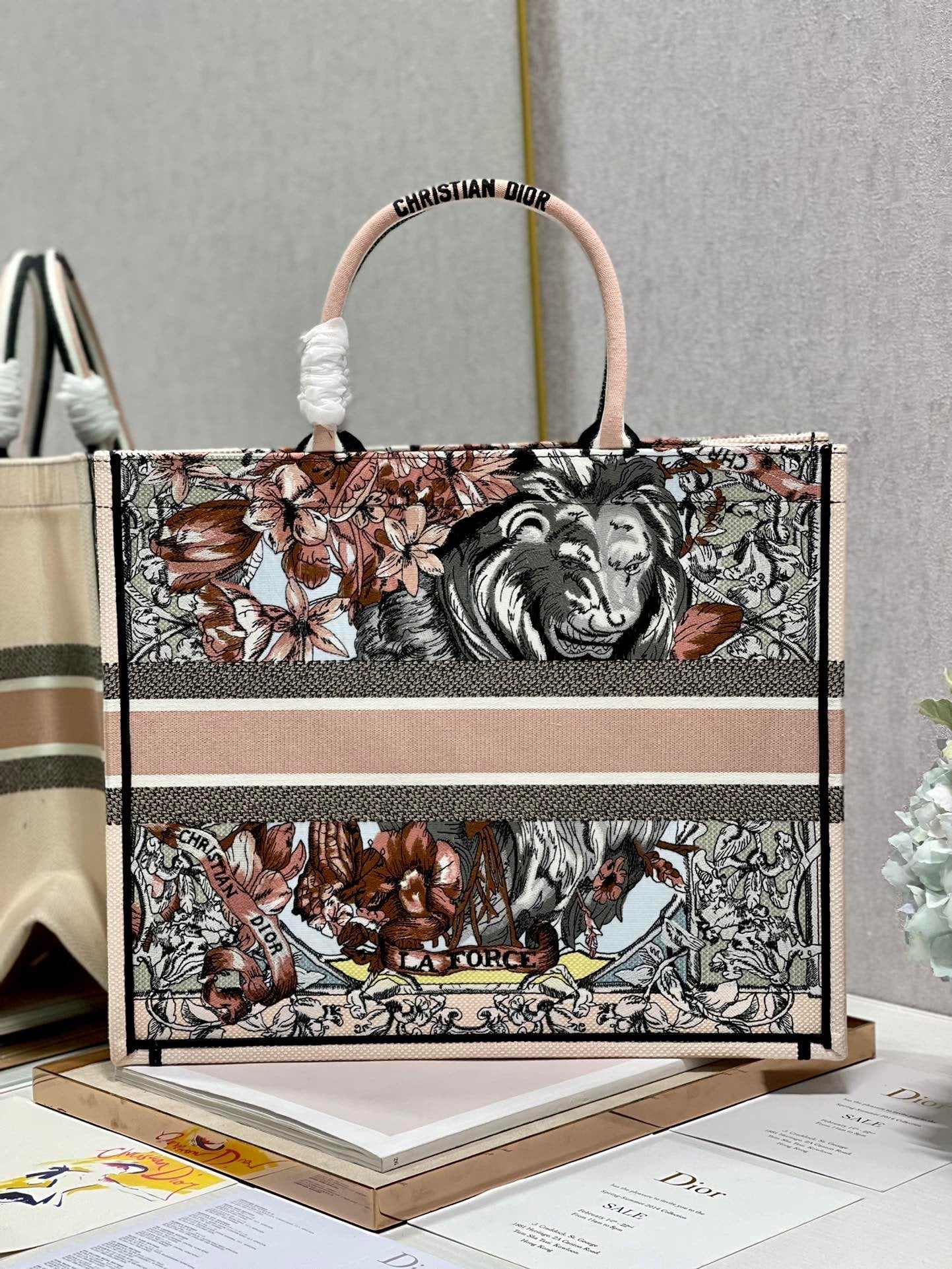GLAMI Large Book Tote Multicolor, For Women, WomenÃ¢â‚¬â„¢s Handbags 16.5in/42cm CD M1286ZFOR_M884