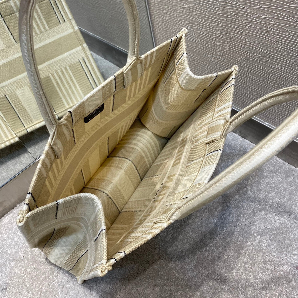 GLAMI MeGLAMIum Book Tote Beige Stripes Embroidery Bag For Women 14in/36cm CD