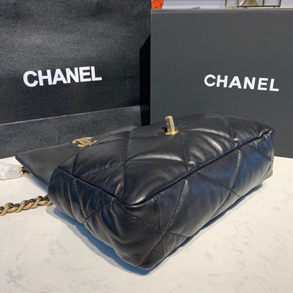 CHL 19 HandBag Black For Women 11.8in/30cm