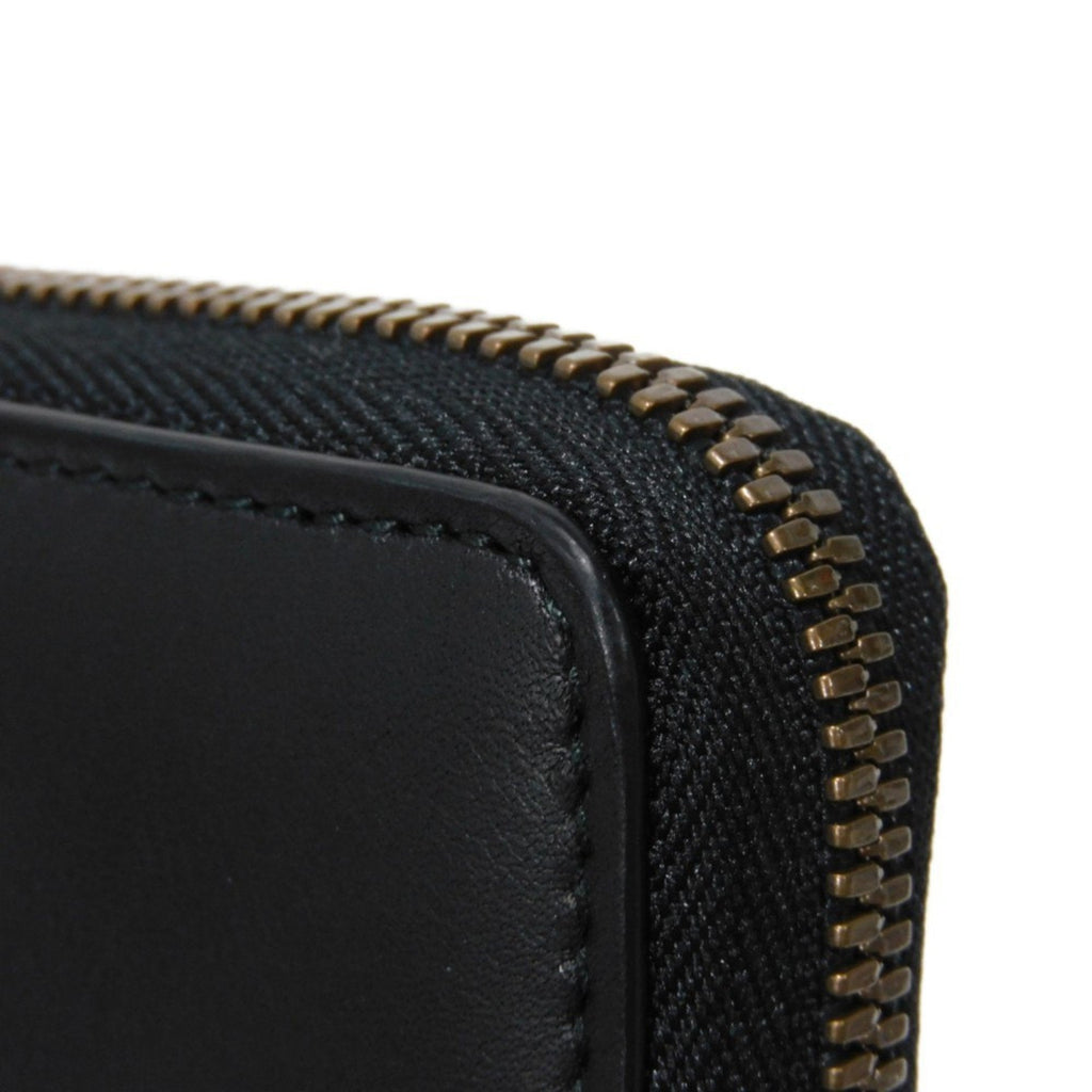 Gucci Zip around
