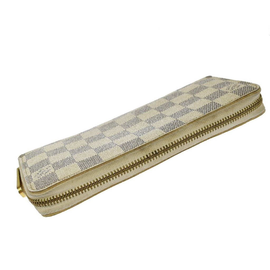 Louis Vuitton  Canvas Wallet  ()