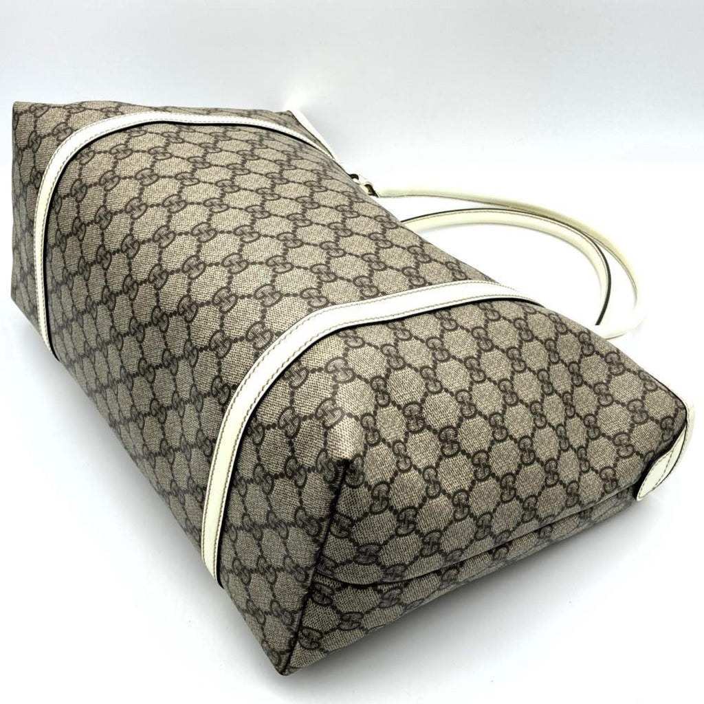 Gucci GG canvas