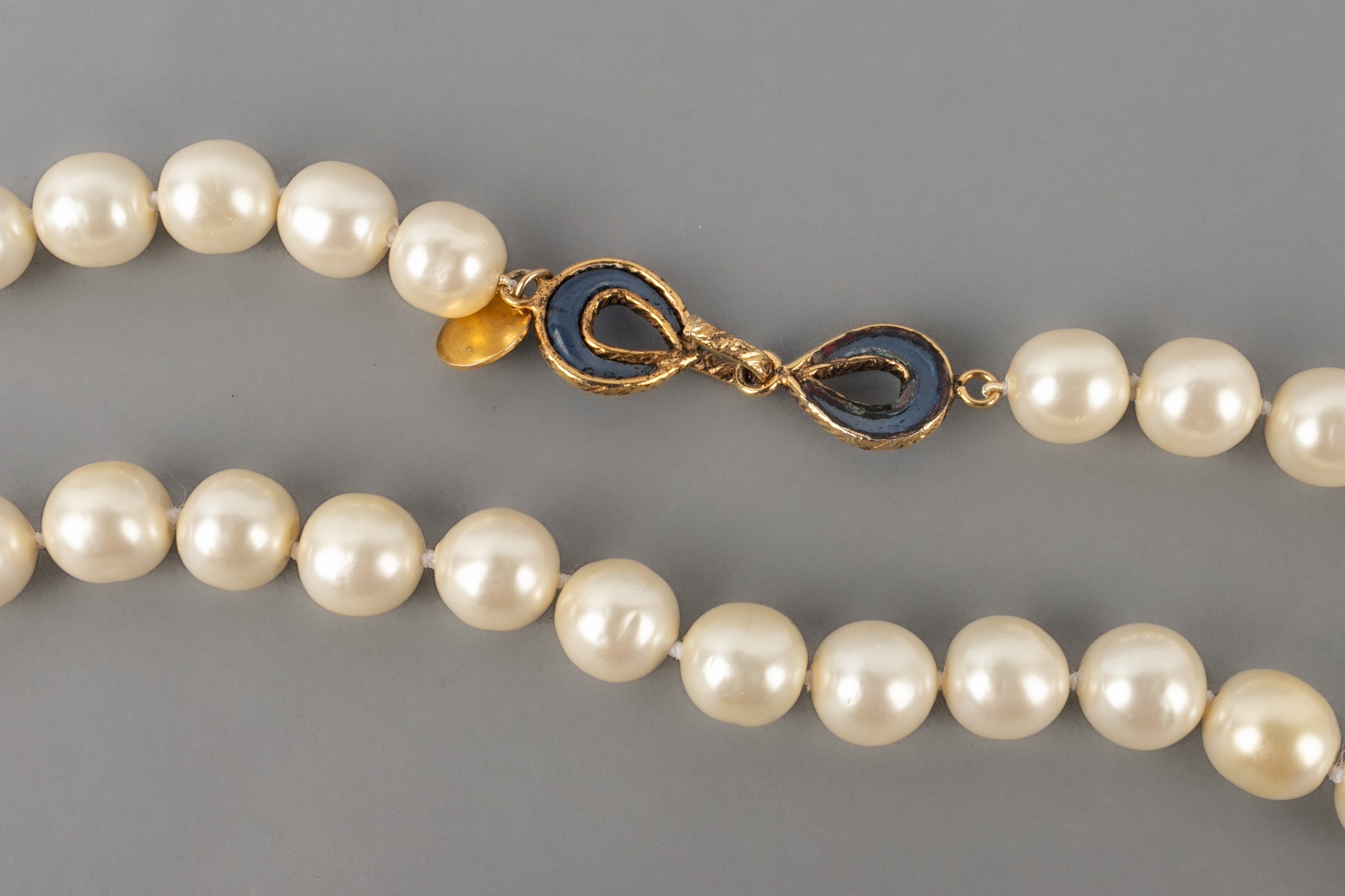 Collier / sautoir de perles nacrÃƒÆ’Ã‚Â©es Chanel