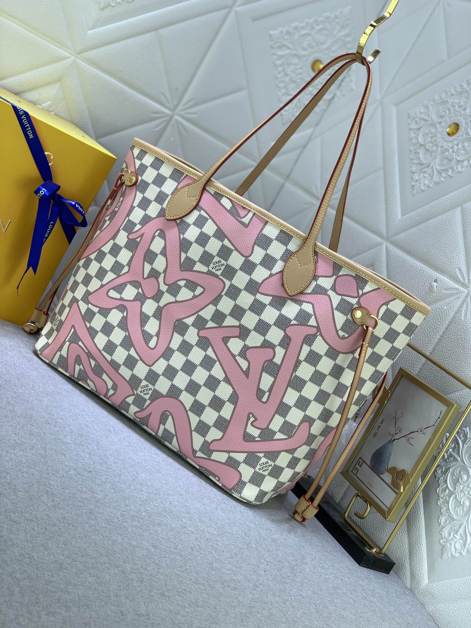 EN - Luxury Bags LUV 809