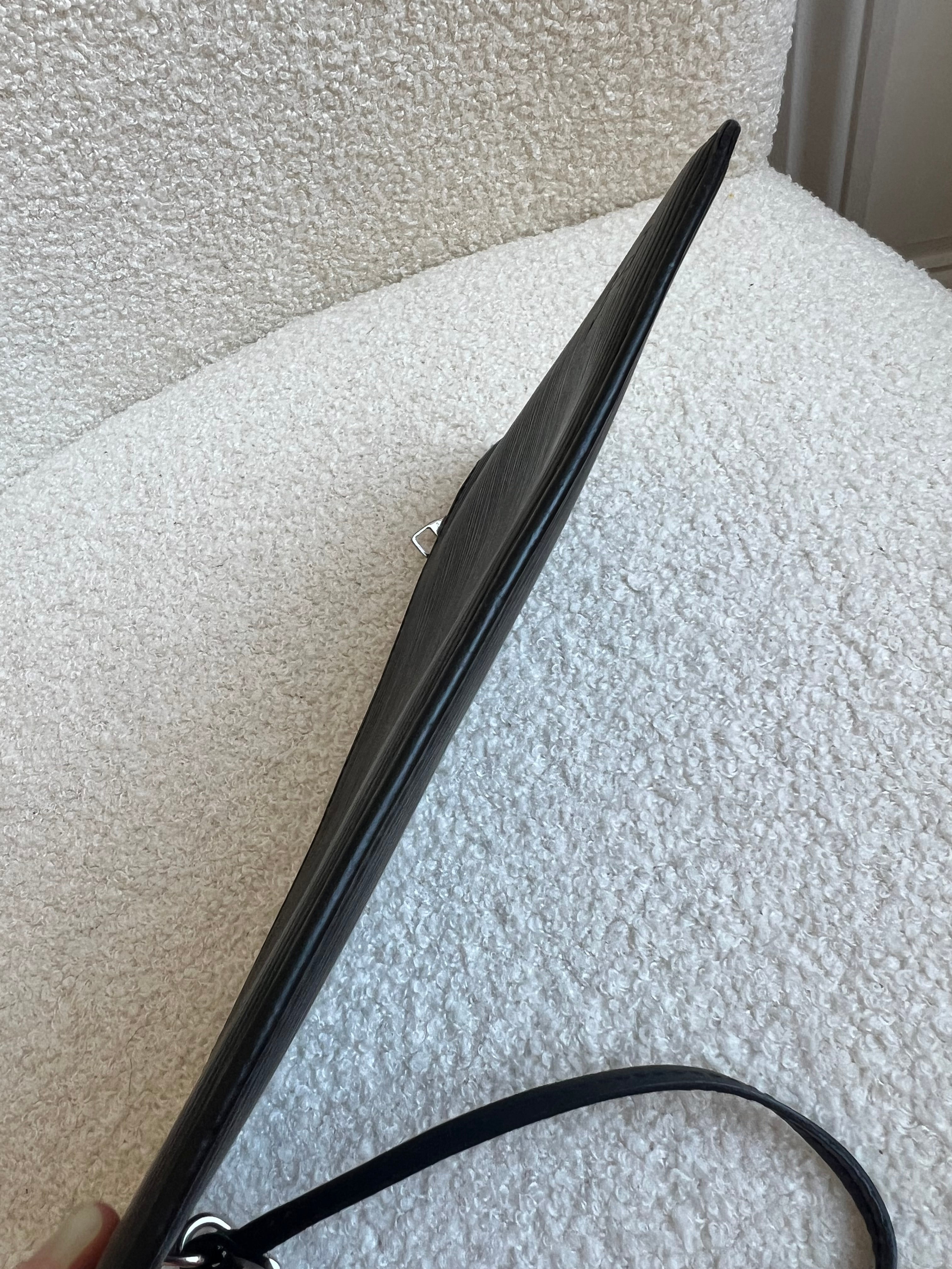 Louis Vuitton Pouch (from Neverfull) Black Epi