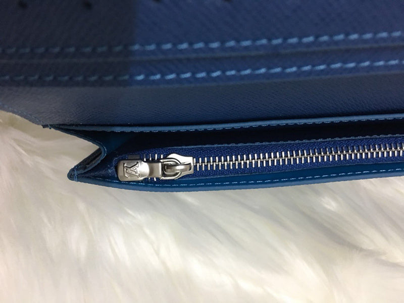 LOV2 Bags - Luxurious Bags  1721