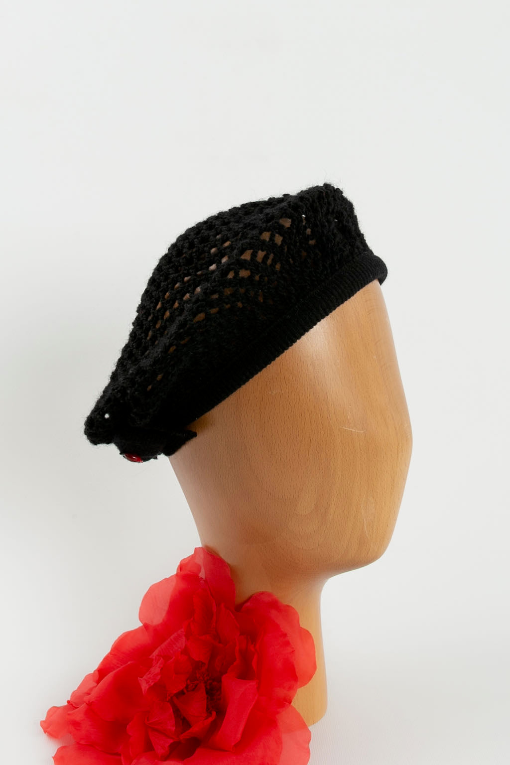 BÃƒÆ’Ã‚Â©ret en laine noire