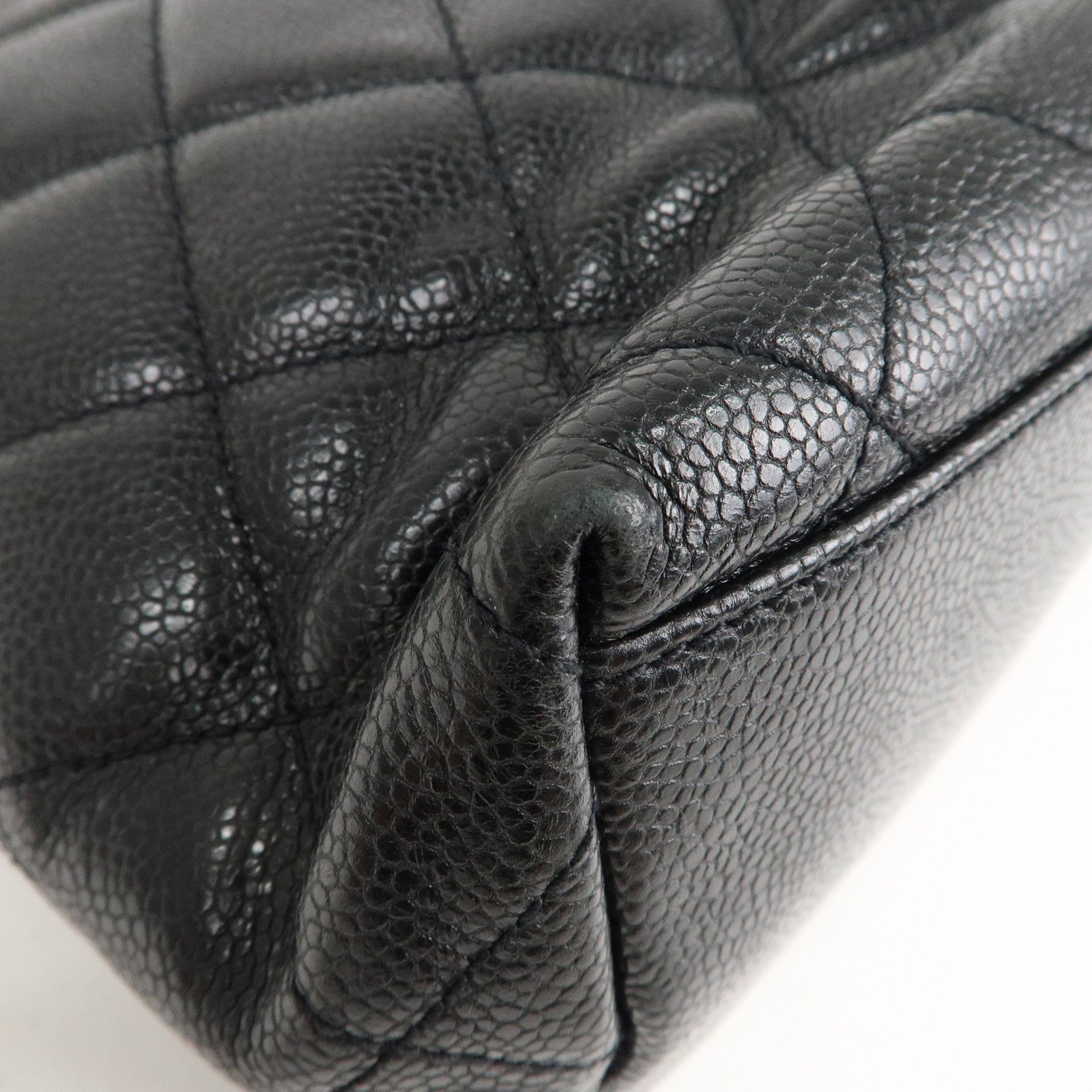 CHANEL Matelasse Caviar Skin Chain Tote Bag Shoulder Bag Black