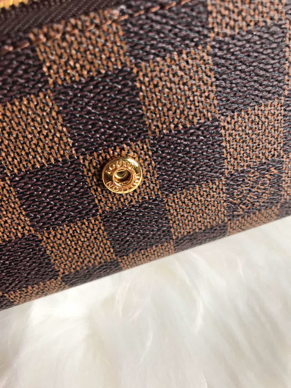 LOV2 Bags - Luxurious Bags  1660