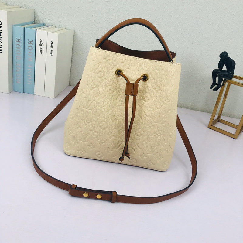 LOV2 Bags - Luxurious Bags  1751