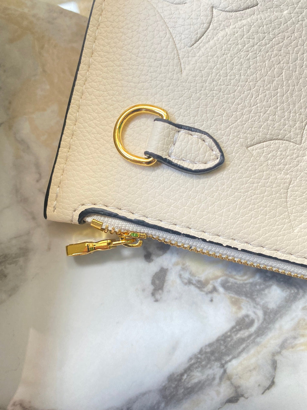 EN - Luxury Bags LUV 790