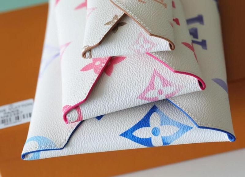 SAMC - LOV Bags - 1146