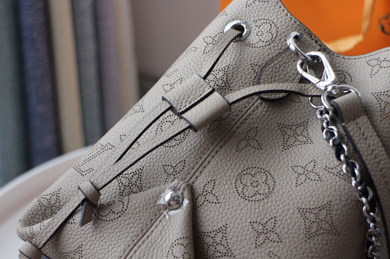 LOV2 Bags - Luxurious Bags  1709