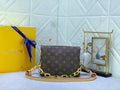 EN - Luxury Bags LUV 880