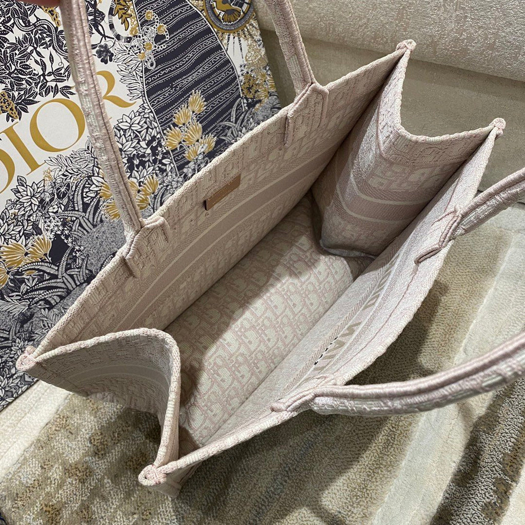 GLAMI MeGLAMIum Book Tote Pink Toile de Jouy Reverse Embroidery, Light Pink, For Women WomenÃ¢â‚¬â„¢s Handbags, 36cm CD