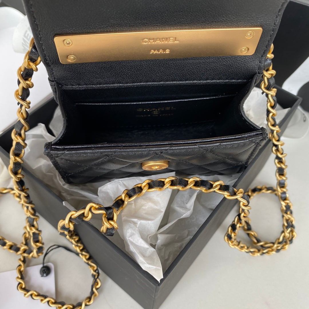 CHL Clutch With Chain Gold Hardware Black For Women, Women’s Handbags, Shoulder Bags 5.7in/14.5cm AP2945