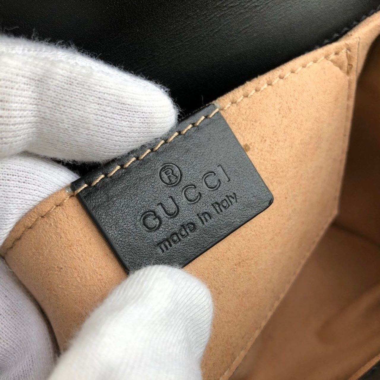Glami Padlock Small Glami Signature Shoulder Bag Black Glami Signature For Women 7.9in/20cm Glami 409487 CWC1G 1000