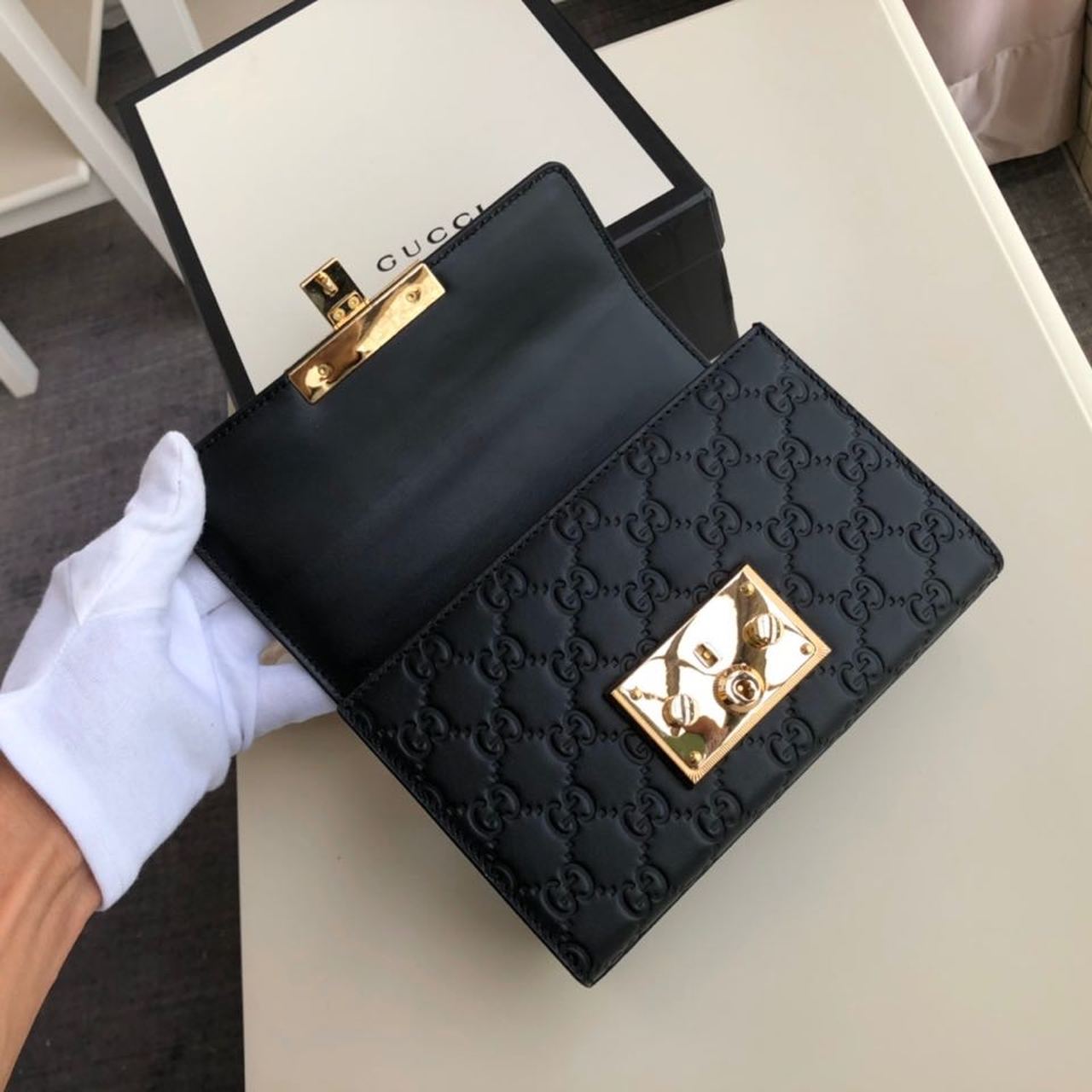 Glami Padlock Small Glami Signature Shoulder Bag Black Glami Signature For Women 7.9in/20cm Glami 409487 CWC1G 1000