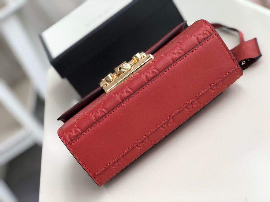 Glami Padlock Small Glami Signature Shoulder Bag Red Glamissima For Women 7.9in/20cm Glami 409487