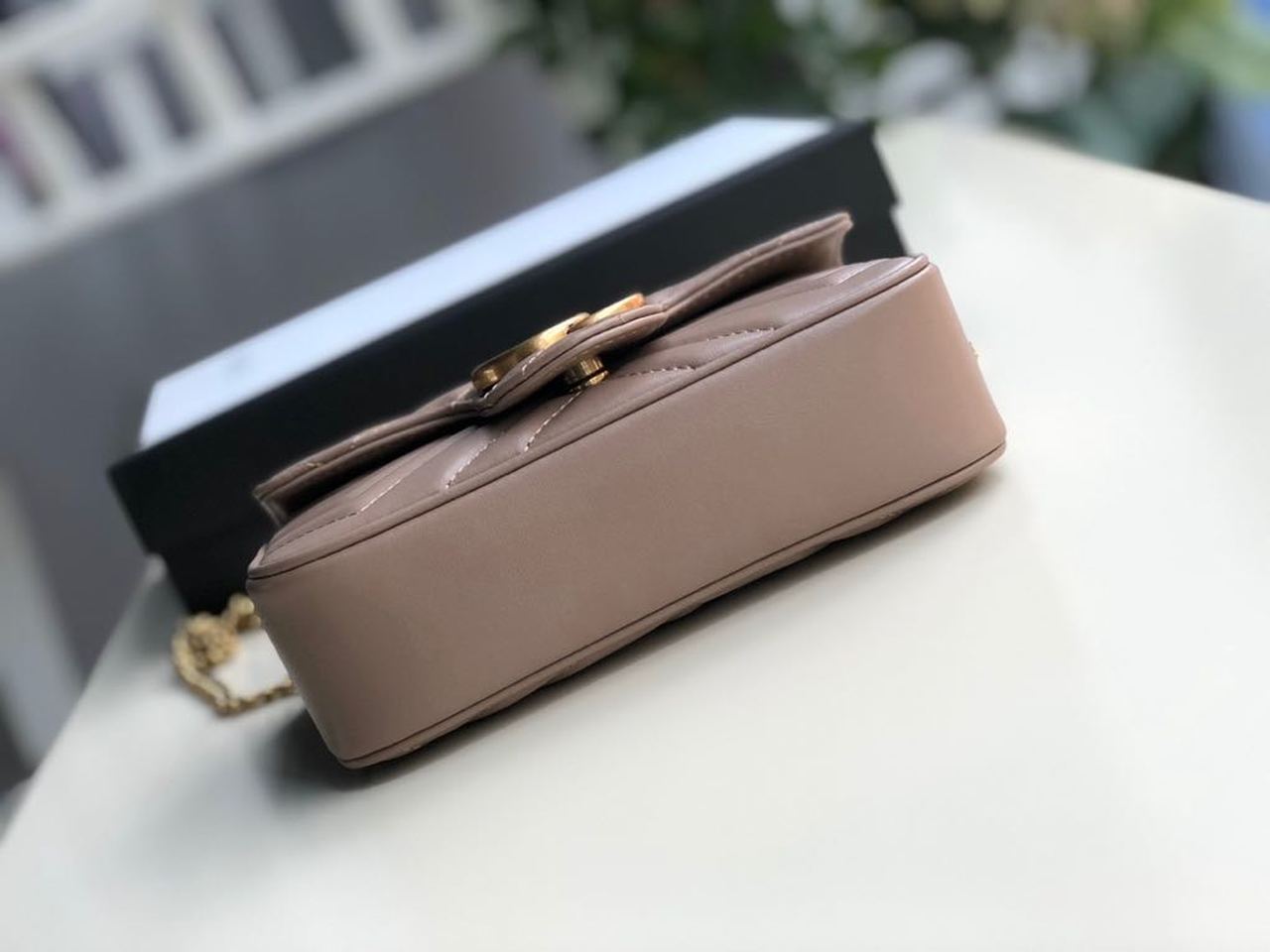 Glami Marmont MatelassÃƒÂ© Super Mini Bag Beige MatelassÃƒÂ© Chevron For Women 6.2in/16.5cm Glami