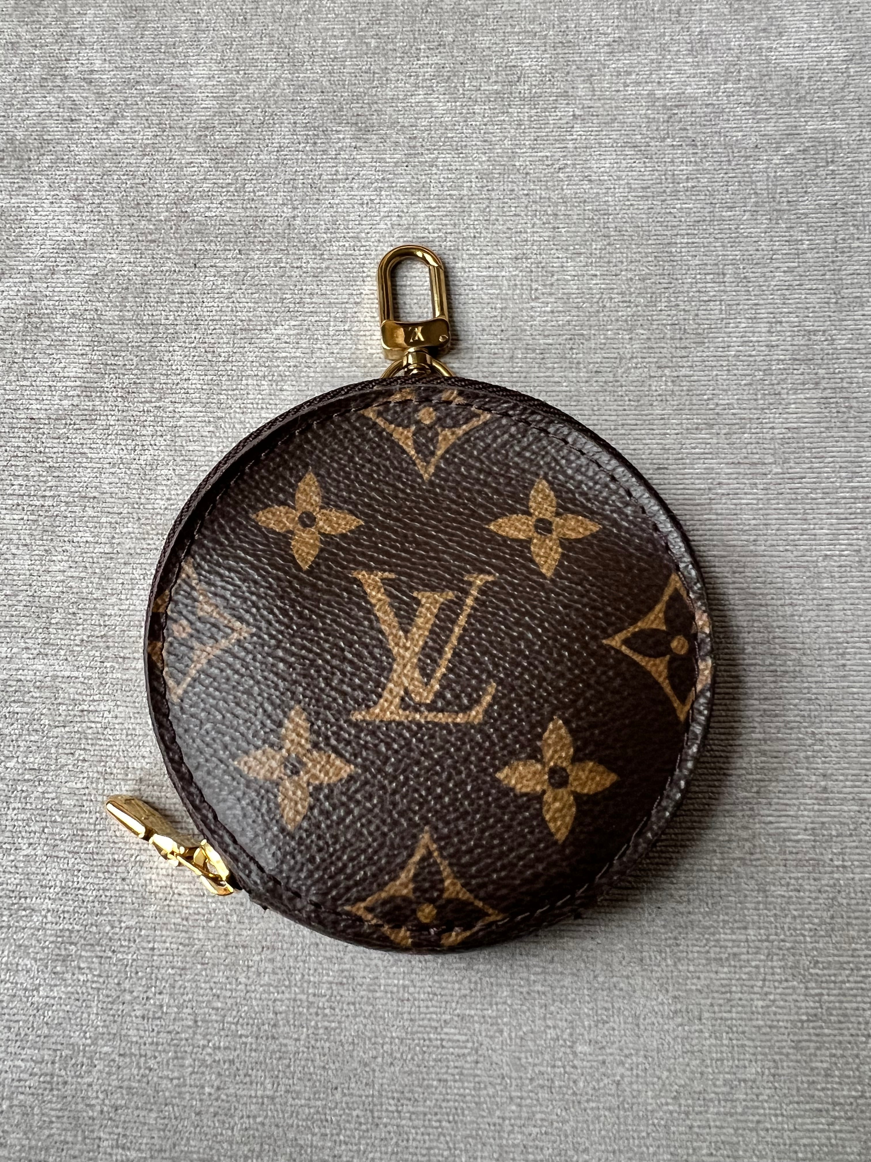 Louis Vuitton Multi Pochette Accessoires Khaki (RRP £1970)