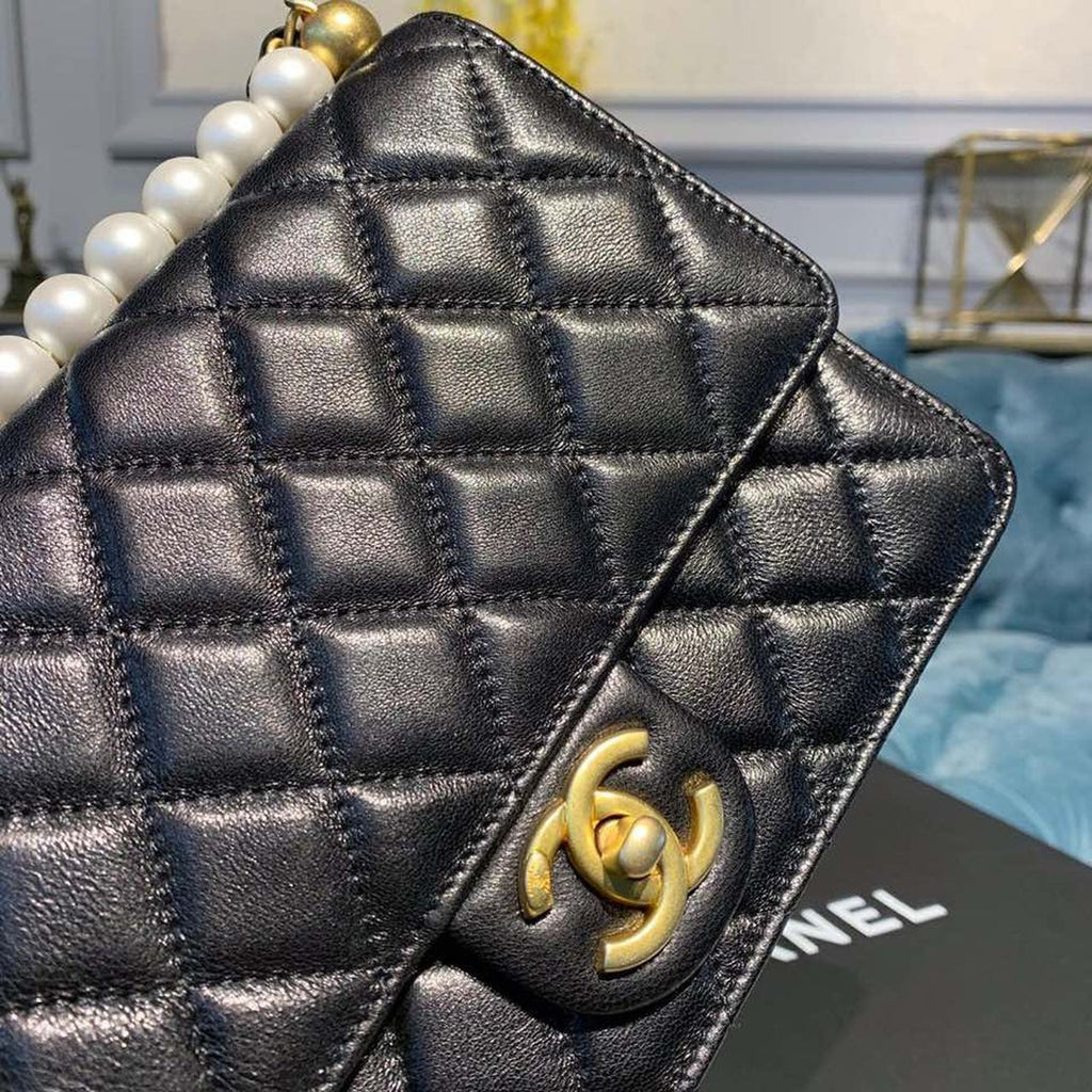 CHLShort Pearl Handle Bag Gold Toned Hardware Black For Women Handbags, Shoulder And Crossbody Bags 8.2in/21cm AS0585
