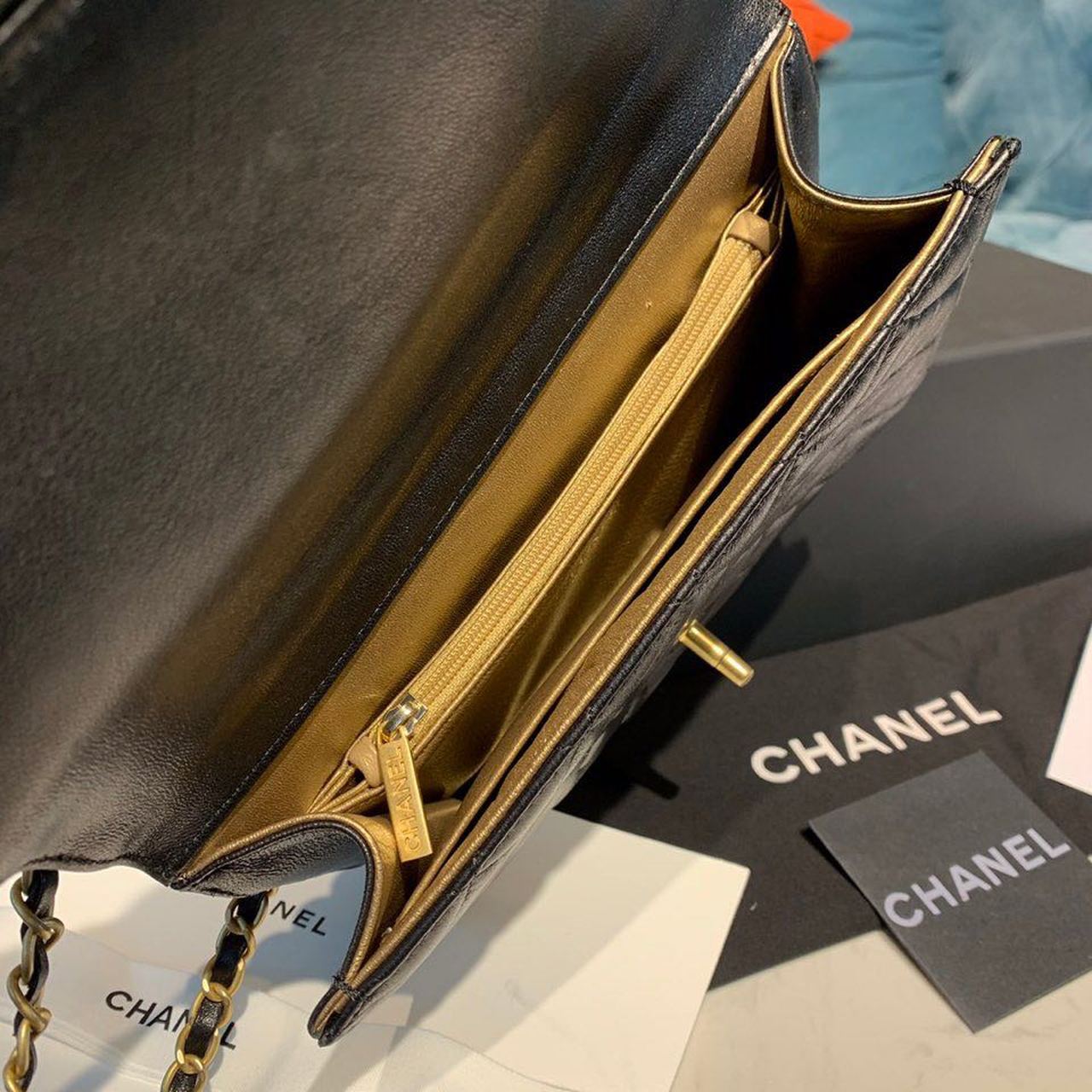 CHLShort Pearl Handle Bag Gold Toned Hardware Black For Women, Women’s Handbags, Shoulder And Crossbody Bags 8.2in/21cm AS0585
