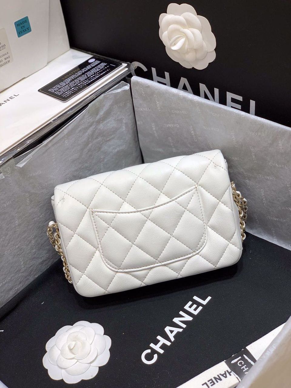 CHLSmall Pearl Logo Strap GlamIap Bag White For Women Handbags, Shoulder And Crossbody Bags 7in/18cm AS1436