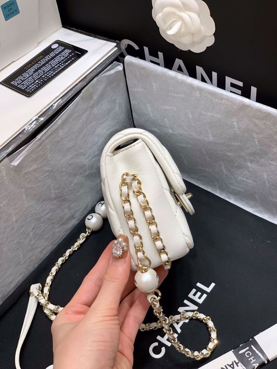 CHLSmall Pearl Logo Strap Flap Bag White For Women, Women’s Handbags, Shoulder And Crossbody Bags 7in/18cm AS1436