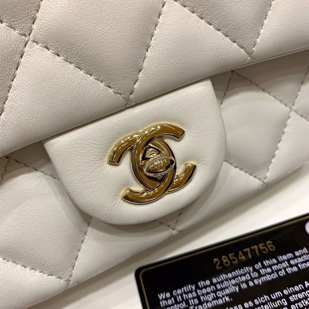 CHLSmall Pearl Logo Strap GlamIap Bag White For Women Handbags, Shoulder And Crossbody Bags 7in/18cm AS1436