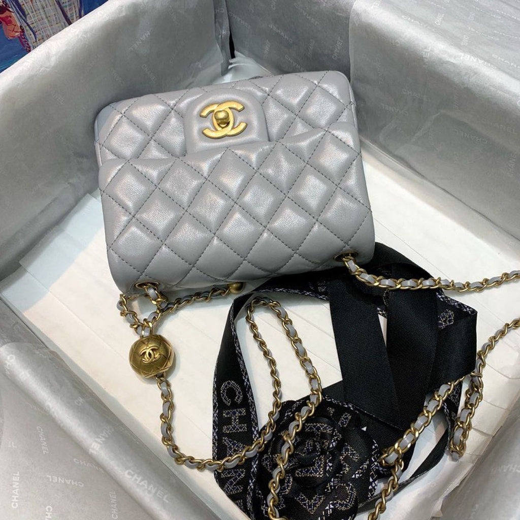 CHL Classic GlamIap With Charm Chain With CHL Details On Strap Bag 17cm/7inch Gold Hardware Grey
