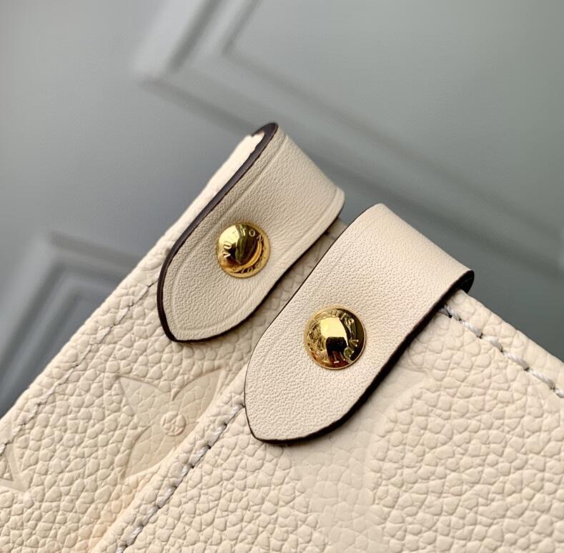 SAMC - LOV Bags - 1247
