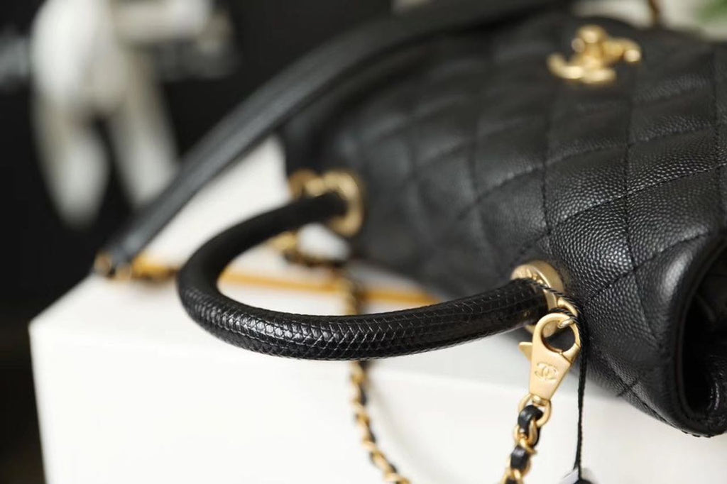 CHLMedium Flap Bag With Top Handle Black For Women, Women’s Handbags, Shoulder And Crossbody Bags 9in/23cm A92990