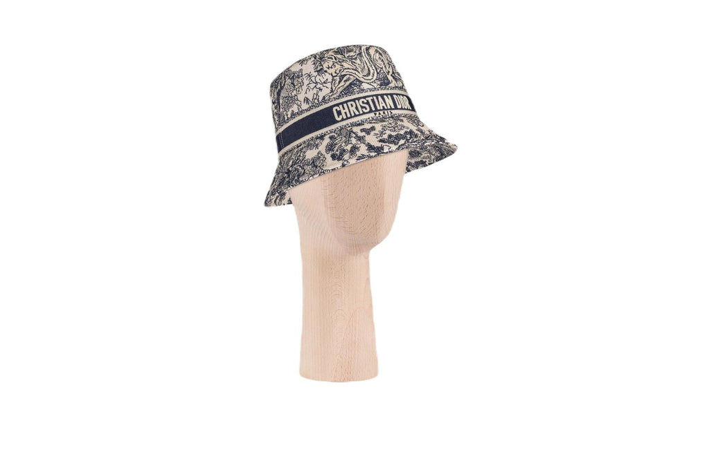 HAT BOB