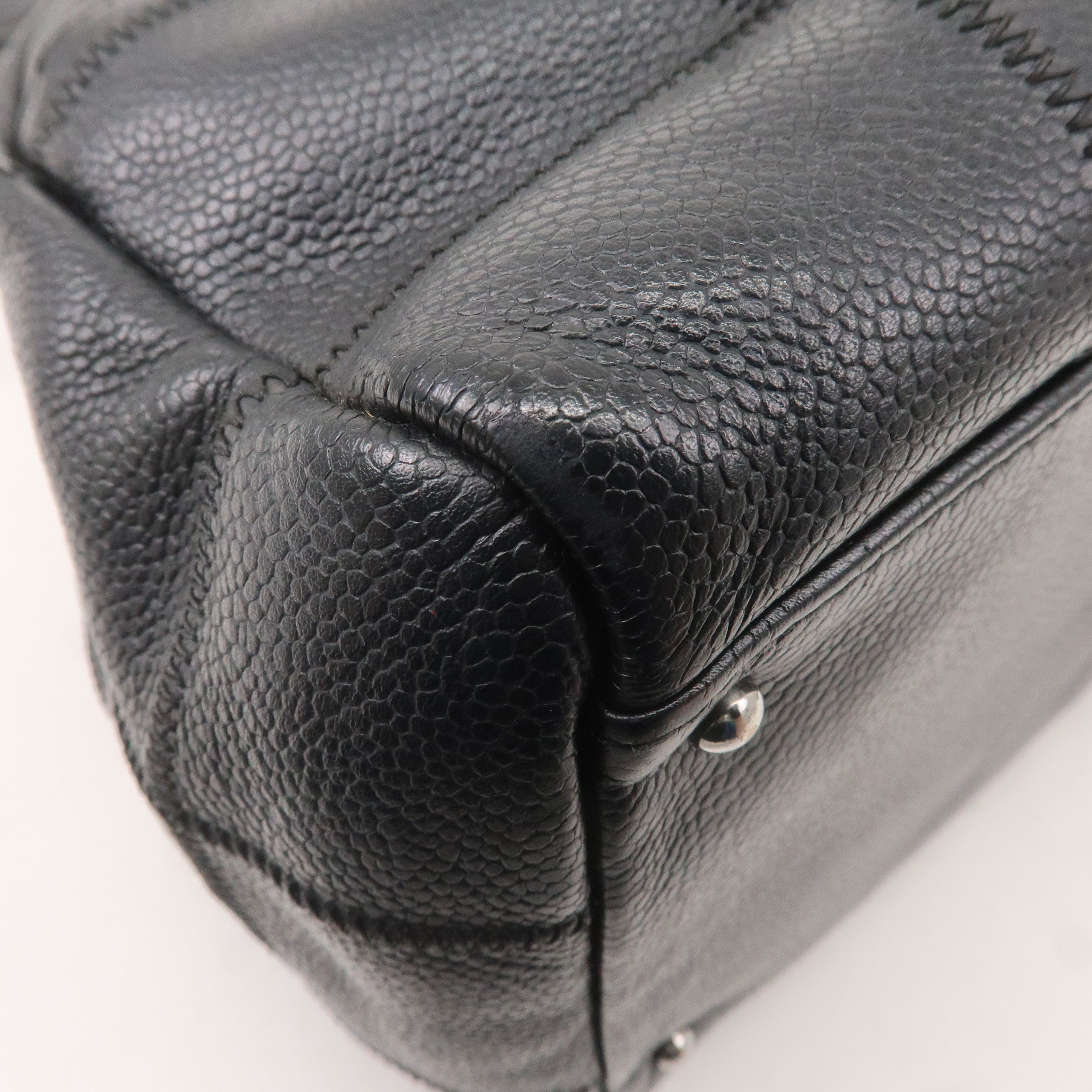 CHANEL Chocolate Bar Caviar Skin Boston Bag Black A26135