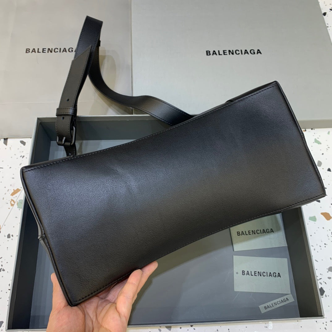 Balen Downtown MeGLAMIum Shoulder Bag In Black, For Women,  Bags 12.6in/32cm 67135429S171000