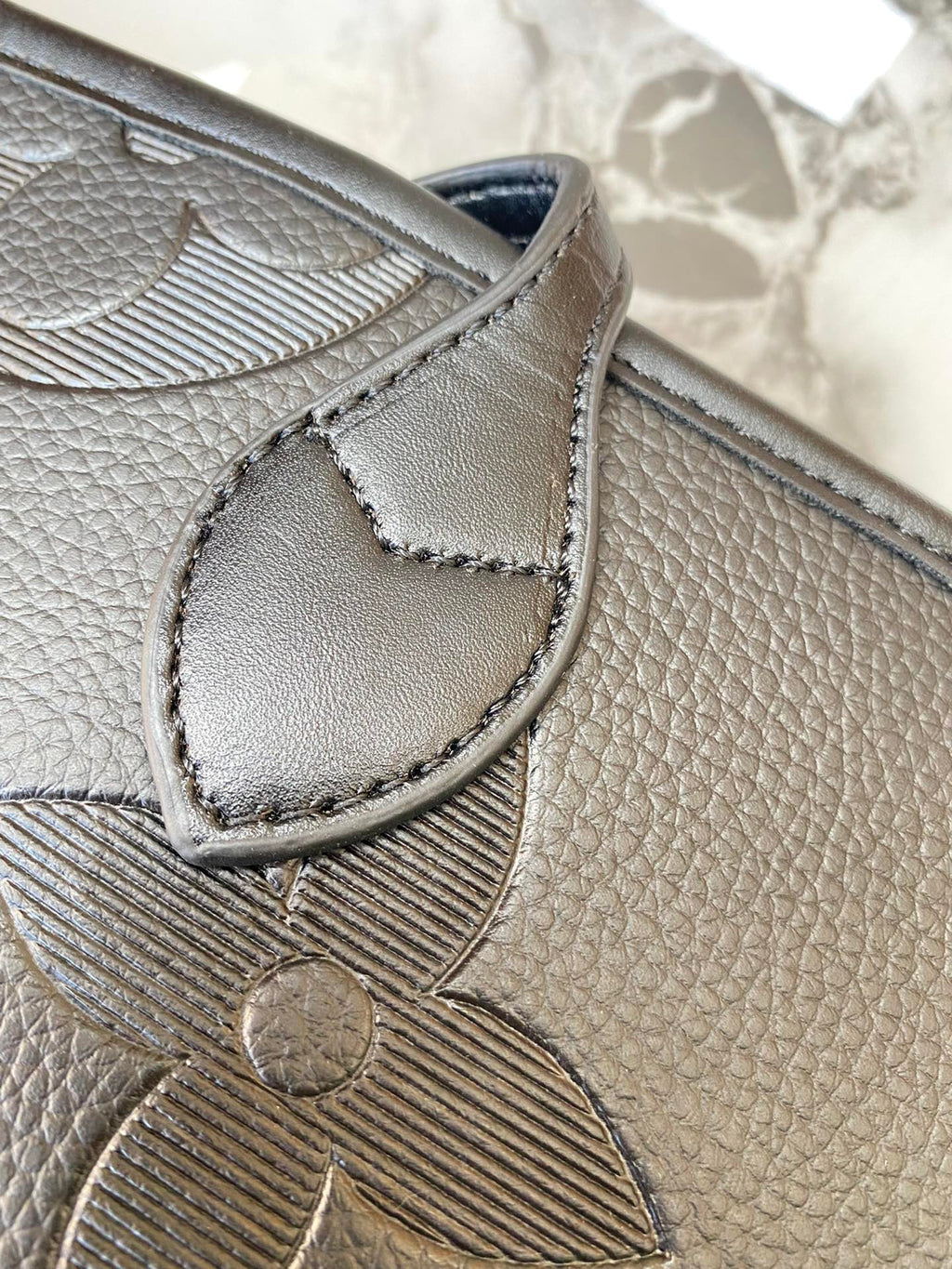 EN - Luxury Bags LUV 789